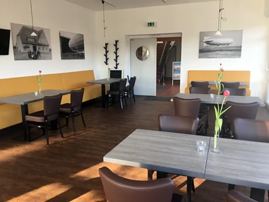 Ausflugsziel: Museumscafé - Deutsches Luftschiff- und Marinefliegermuseum AERONAUTICUM