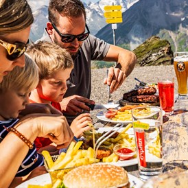Ausflugsziel: Essen im Panoramarestaurant Schareck - Bergbahnen Heiligenblut – Schareck