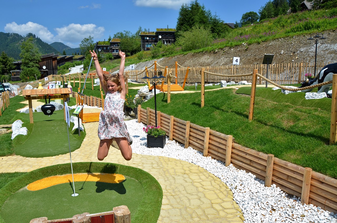 Mountain Adventure Golf Highlights beim Ausflugsziel Spaß für die ganze Familie