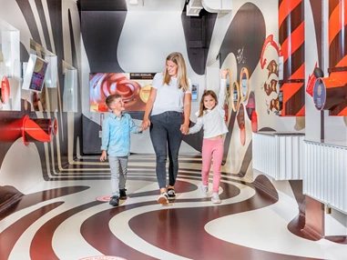 Ausflugsziel: Die Schokoladenfabrik des Glücks nimmt Sie mit auf eine süsse Reise und lässt Sie in eine fantastische Welt voller Schokolade und Glück eintauchen.  - Chocolarium