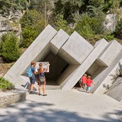 Ausflugsziel - Eingangsportal zur neuen Gletschergarten Felsenwelt. - Gletschergarten Luzern