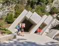 Ausflugsziel: Eingangsportal zur neuen Gletschergarten Felsenwelt. - Gletschergarten Luzern