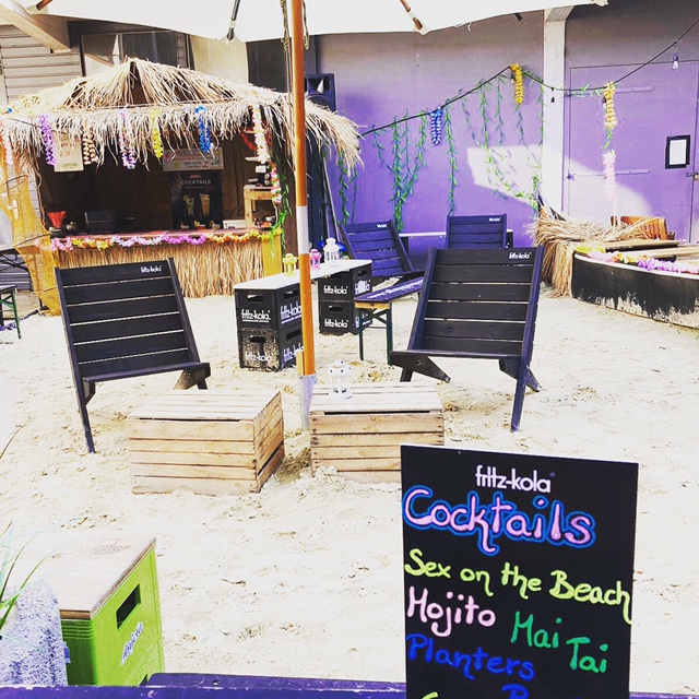 Ausflugsziel: SchwarzLichtHof GmbH Indoor*SchwarzLicht*Minigolf