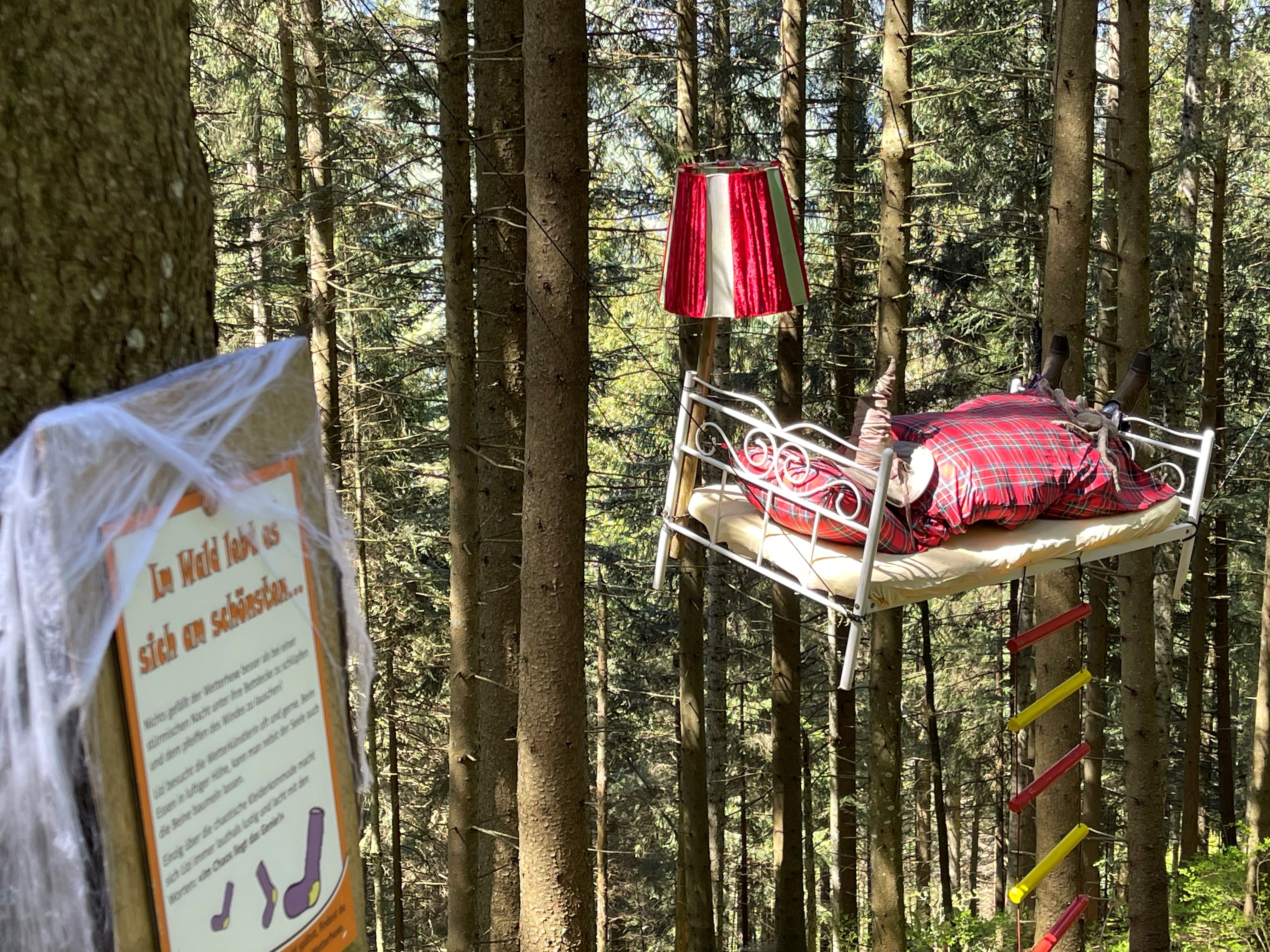 Voyage avec des enfants - Nidwald - Auf den Spuren der Wetterhexe... - Abenteuerspielplatz Wirzweli