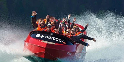 Voyage avec des enfants - erreichbar mit: Schiff - Jetboat Interlaken