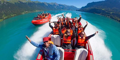 Voyage avec des enfants - erreichbar mit: Schiff - Jetboat Interlaken