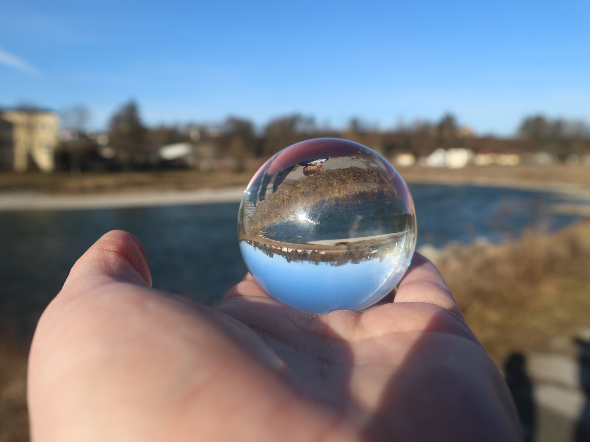 Ausflugsziel: Laufen durch den Lensball - Zwei-Städte-Rundweg in Oberndorf bei Sbg.