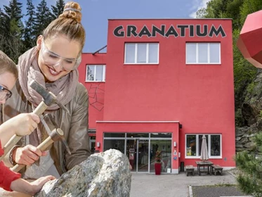 Ausflugsziel: Granatium - dem Edelstein auf der Spur - GRANATIUM Radenthein