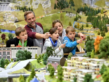 Ausflugsziel: Smilestones Miniaturwelt am Rheinfall
