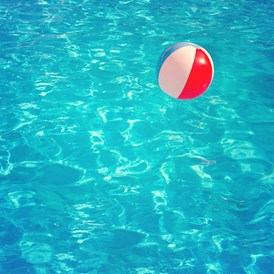 Ausflugsziel: Symbolbild für Ausflugsziel Schwimmbad Reisseck. Keine korrekte oder ähnlich Darstellung! - Schwimmbad Reisseck