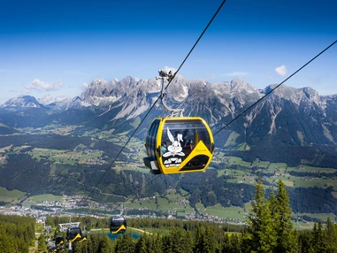 Ausflugsziel: Hopsi Gondel - Planai Seilbahn