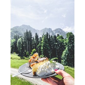 Ausflugsziel: Hausgemachte Kuchen im Zahmer Kaiser Restaurant - Zahmer Kaiser Restaurant
