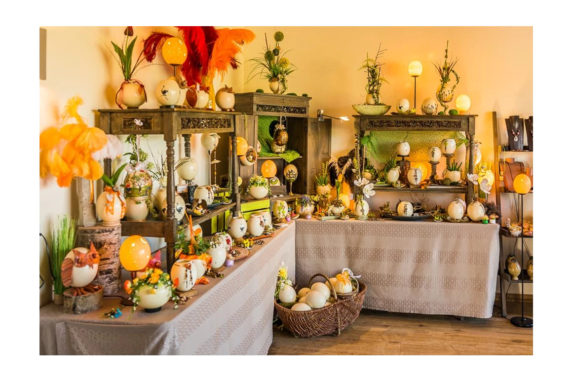 Ausflugsziel: Kunsthandwerk - Straußenhof Halmer