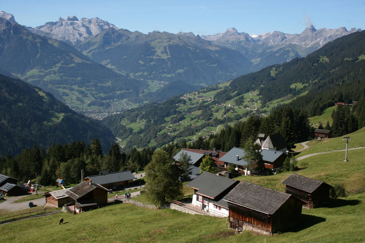 Ausflugsziel: Familienwanderungen (teils Kinderwagentauglich) am Kristberg und im Silbertal - Kinderwagentaugliche Wanderwege im Silbertal im Montafon