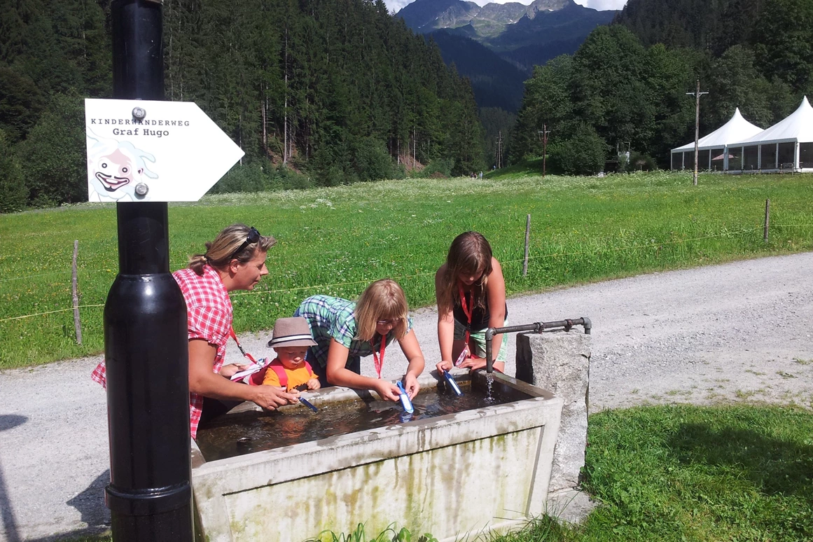 Ausflugsziel: Familienwanderungen (teils Kinderwagentauglich) am Kristberg und im Silbertal - Kinderwagentaugliche Wanderwege im Silbertal im Montafon