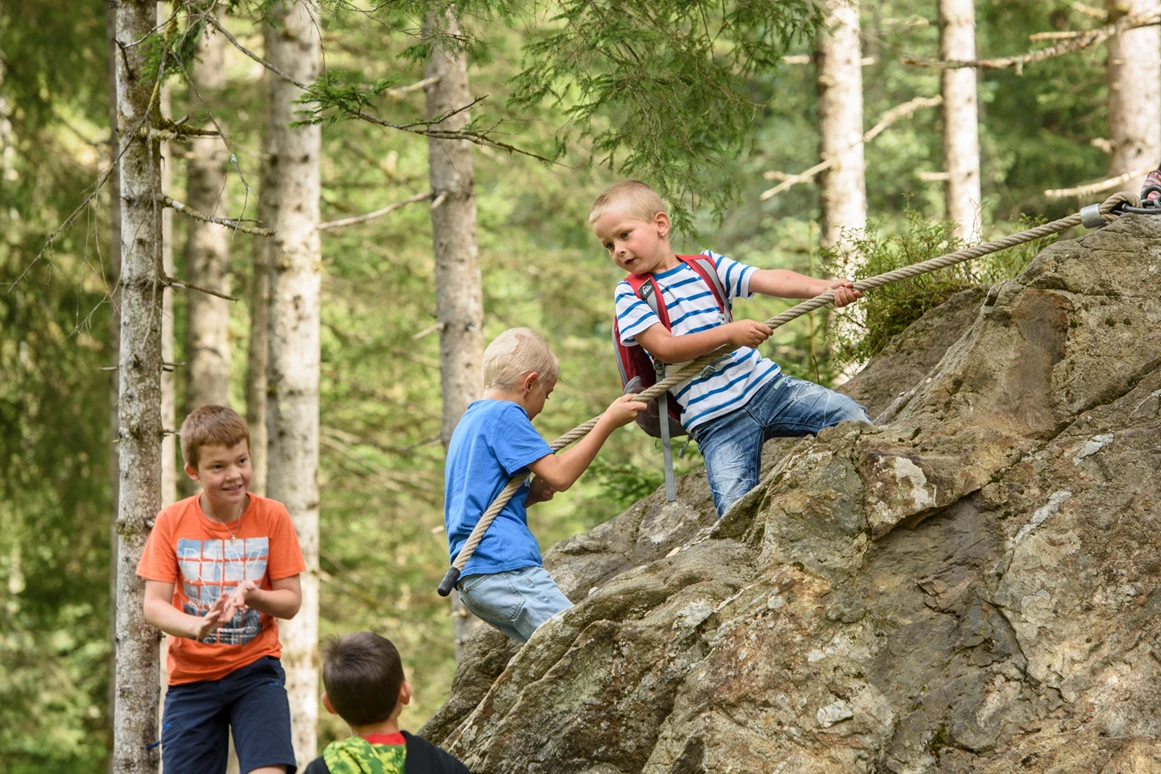 Ausflugsziel: Erlebnisweg Litzbach vom Silbertal im Montafon - Erlebnisweg Litzbach vom Silbertal im Montafon