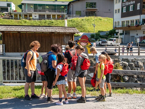 Ausflugsziel: "Muntafuner Gagla Weg" ist Montafonerisch und heißt übersetzt "Montafoner Kinderwege" - Gaglaweg (Kinderwanderweg) Silbertal im Montafon