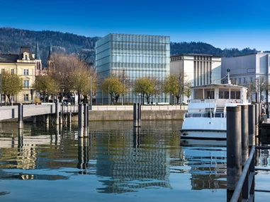 Ausflugsziel: Das Kunsthaus Bregenz ist ein Ausstellungsraum für zeitgenössische Kunst im Herzen von Bregenz.
Foto: Markus Tretter - Kunsthaus Bregenz