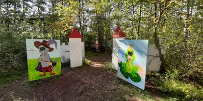 Viaggio con bambini - Sigleß - Eingang Märchenwald
(c by Hotel Schwartz) - Schwartz Wald - Spielplatz