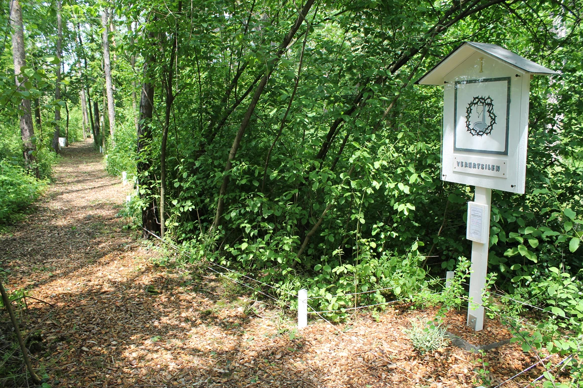 Ausflugsziel: Kreuzweg - besonders zur Osterzeit oft besucht.
(c by Hotel Schwartz) - Schwartz Wald - Spielplatz