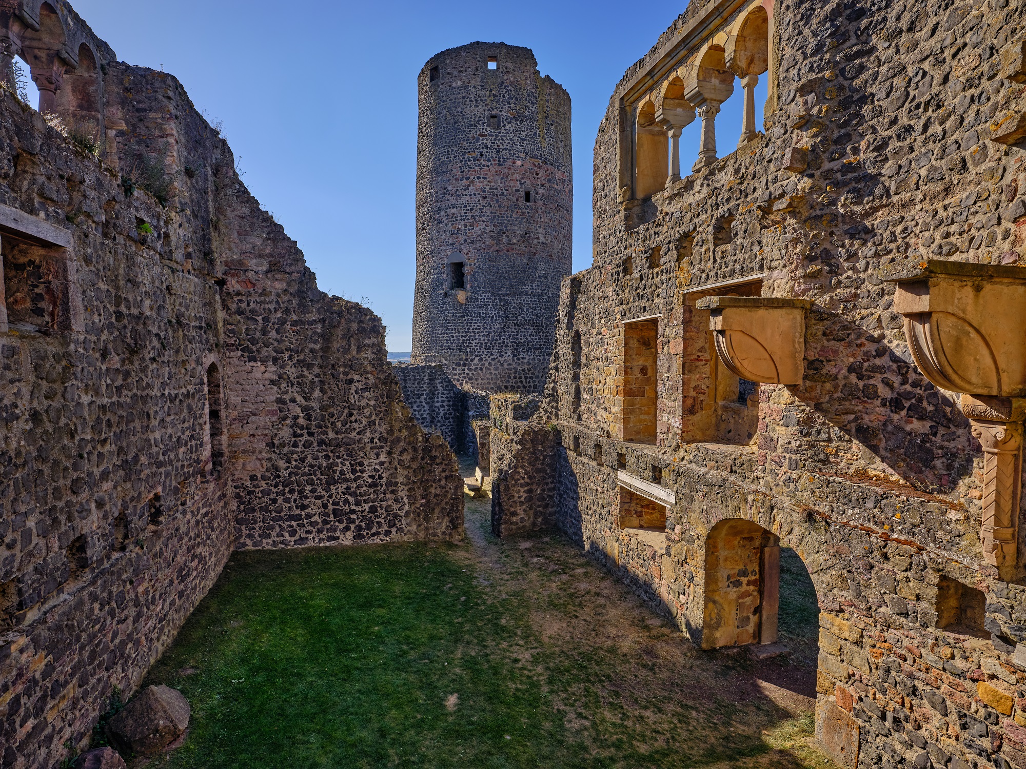 Ausflugsziel: Burgruine Münzenberg