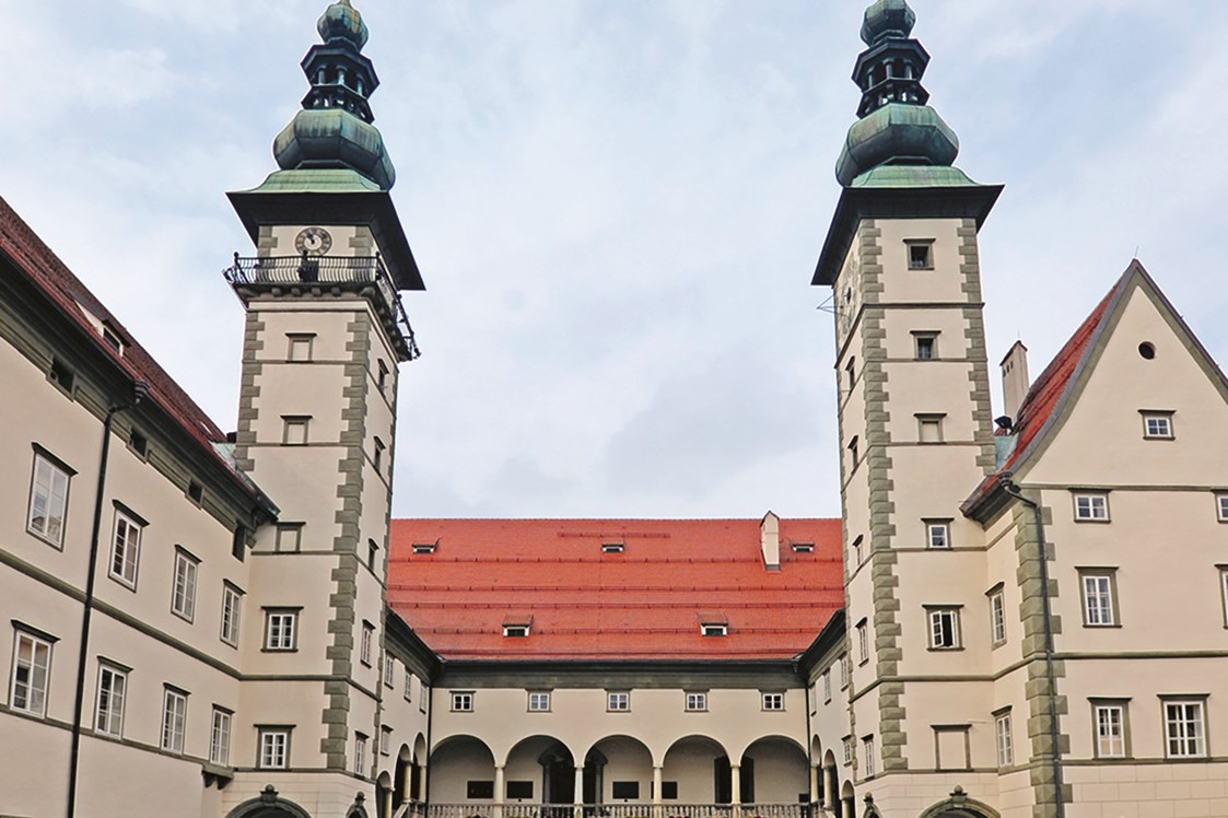 Ausflugsziel: Wappensaal im Landhaus Klagenfurt