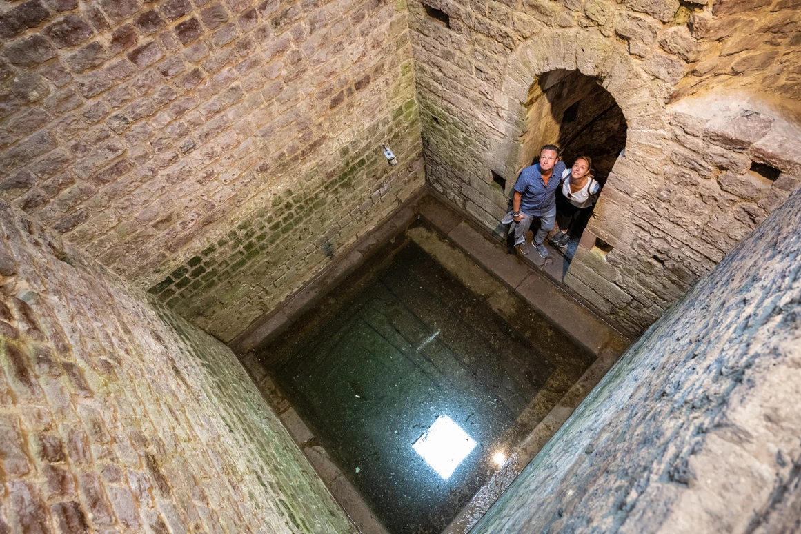 Ausflugsziel: Ritualbad "Mikwe" im Judenhof - SchUM Speyer Judenhof -  UNESCO Weltkulturerbe
