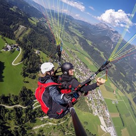 Ausflugsziel: Paragleiten mit der Flugschule Sky Club Austria am Hauser Kaibling - Streichelzoo und Disc Golf Parcours 