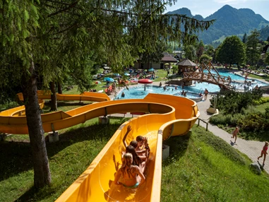 Ausflugsziel: Erlebnis-Waldschwimmbad Kössen
