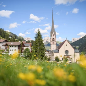 Urlaub: St. Christina in Gröden - Das sonnenverwöhnte Dorf am Fuße des Langkofels - Gröden/Val Gardena 