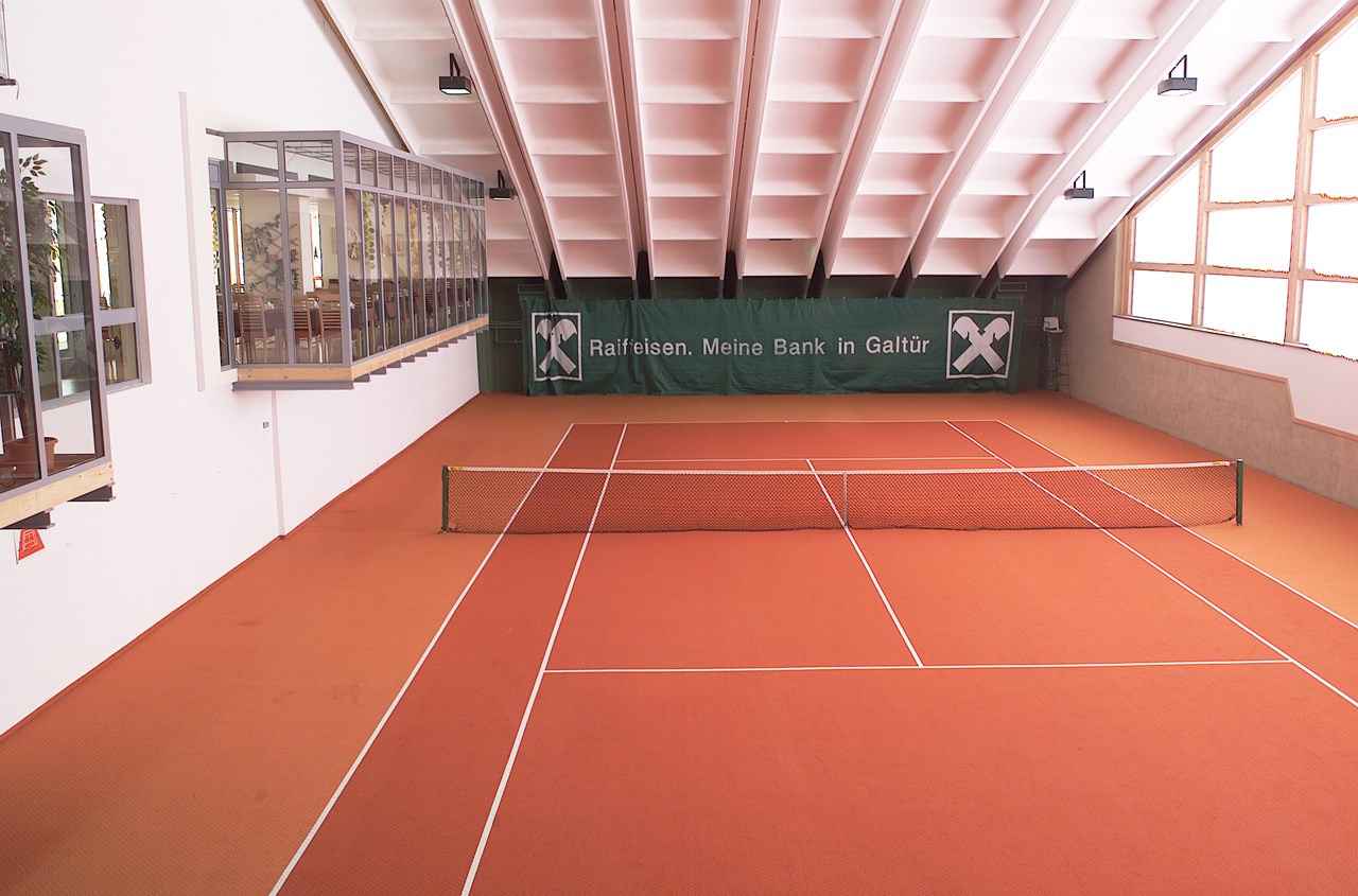 Sport- und Kulturzentrum Galtür Highlights beim Ausflugsziel Tennishalle und Squashbox