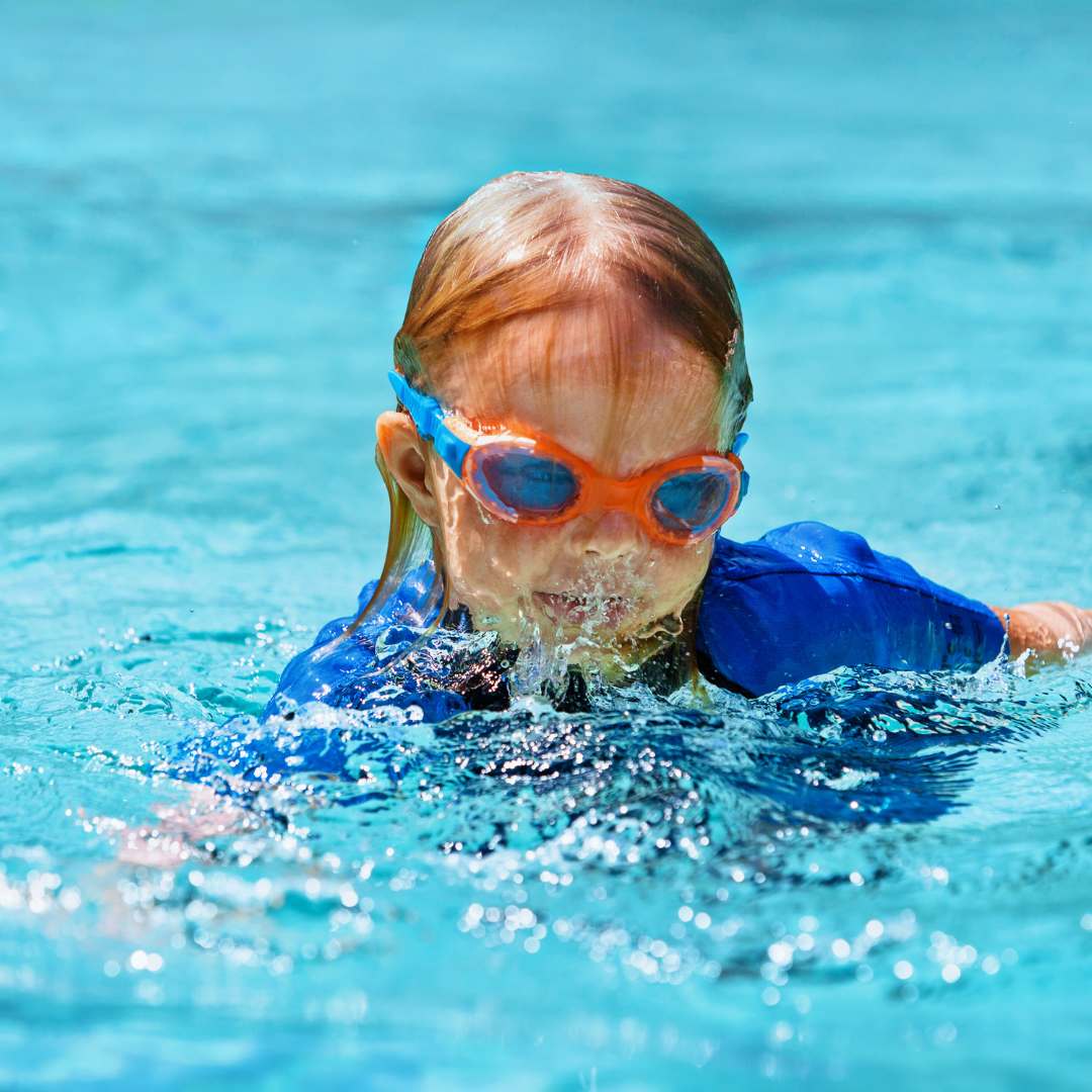 Trip with children - Themenschwerpunkt: Wasser - Symbolbild für Ausflugsziel Schwimmbad Hall in Tirol. Keine korrekte oder ähnlich Darstellung!
 - Schwimmbad Hall in Tirol