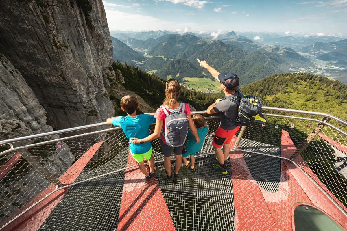 Ausflugsziel: Steinplatte Waidring Triassic Park Aussichtsplattform - Triassic Park  Steinplatte Waidring