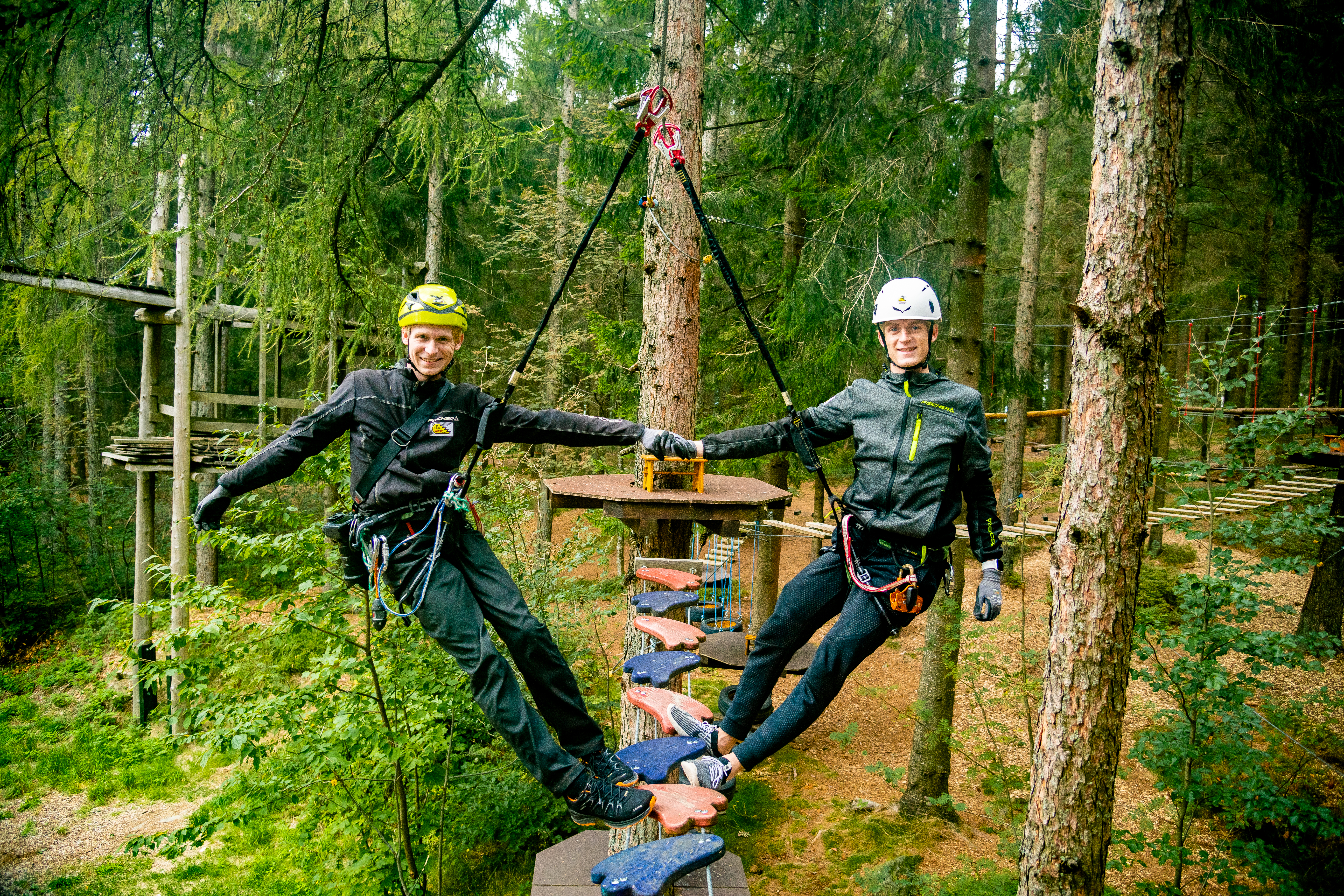 Reis met kinderen - Steinerkirchen an der Traun - Hochseilgarten Kirchschlag Ralf & Walter / Kletterpark