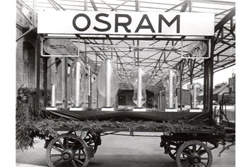 Ausflugsziel: Festwagen im Osram-Werk Weißwasser Mitte der 1930er Jahre
 - Glasmuseum Weißwasser - Oberlausitz - Sachsen