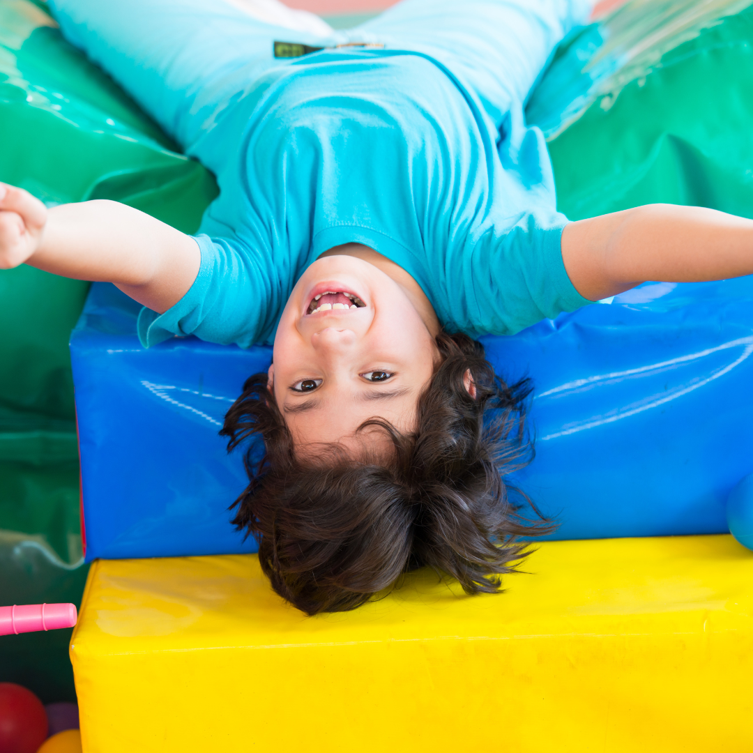 Voyage avec des enfants - PLZ 7180 (Schweiz) - Symbolbild für Ausflugsziel Spinnerei Indoor. Keine korrekte oder ähnlich Darstellung! - Spinnerei Indoor