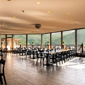 Ausflugsziel: Restaurant im Hotel - Auf den Spuren des Drachen Glarnerzahn