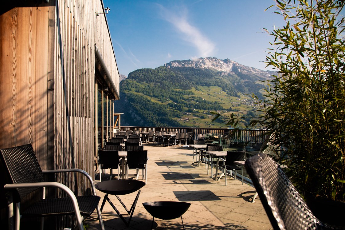 Ausflugsziel: Terrasse Hotel - Auf den Spuren des Drachen Glarnerzahn