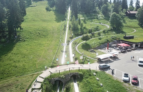 Ausflugsziel: Riesen-Rodelbahn