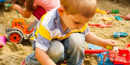 Trip with children - Kremsmünster - Symbolbild für Ausflugsziel Spielplatz Schlüßlberg, Otto-Weinberger-Siedlung. Keine korrekte oder ähnlich Darstellung! - Spielplatz Schlüßlberg, Otto-Weinberger-Siedlung