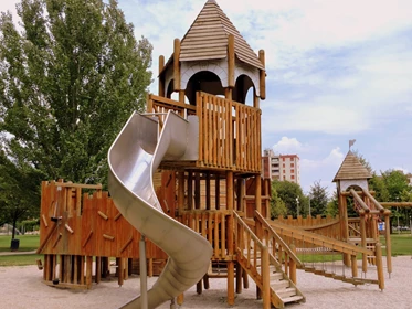 Ausflugsziel: Spielplatz Sankt Agatha Motorikpark