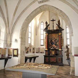 Ausflugsziel: Kapelle von 1395 - Museum Horn - Höbarth- und Madermuseum