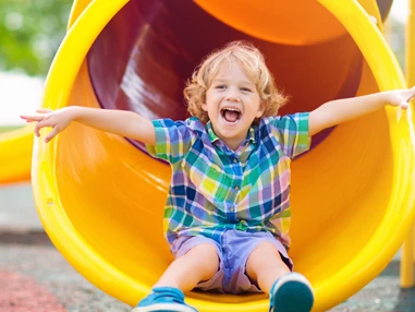 Ausflugsziel: Symbolbild für Spielplatz an der Sportanlage. Keine korrekte oder ähnlich Darstellung! - Spielplatz an der Sportanlage