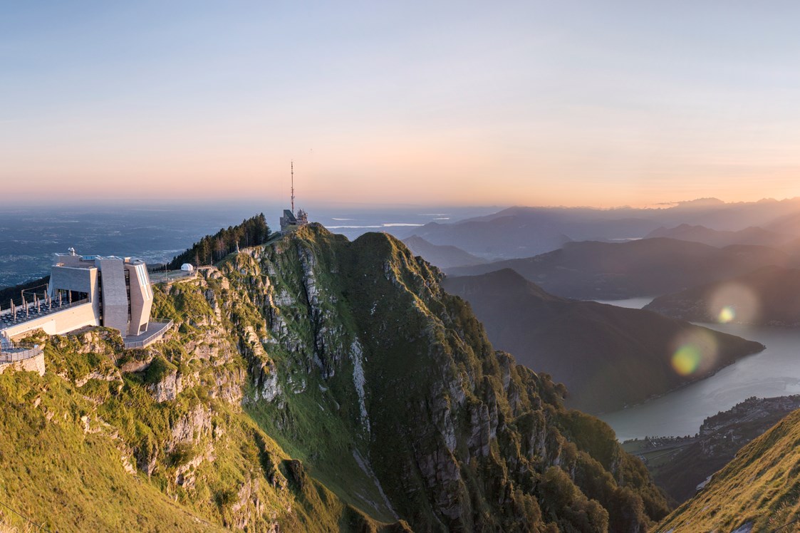 Ausflugsziel: Panorama - Monte Generoso - Fiore di pietra