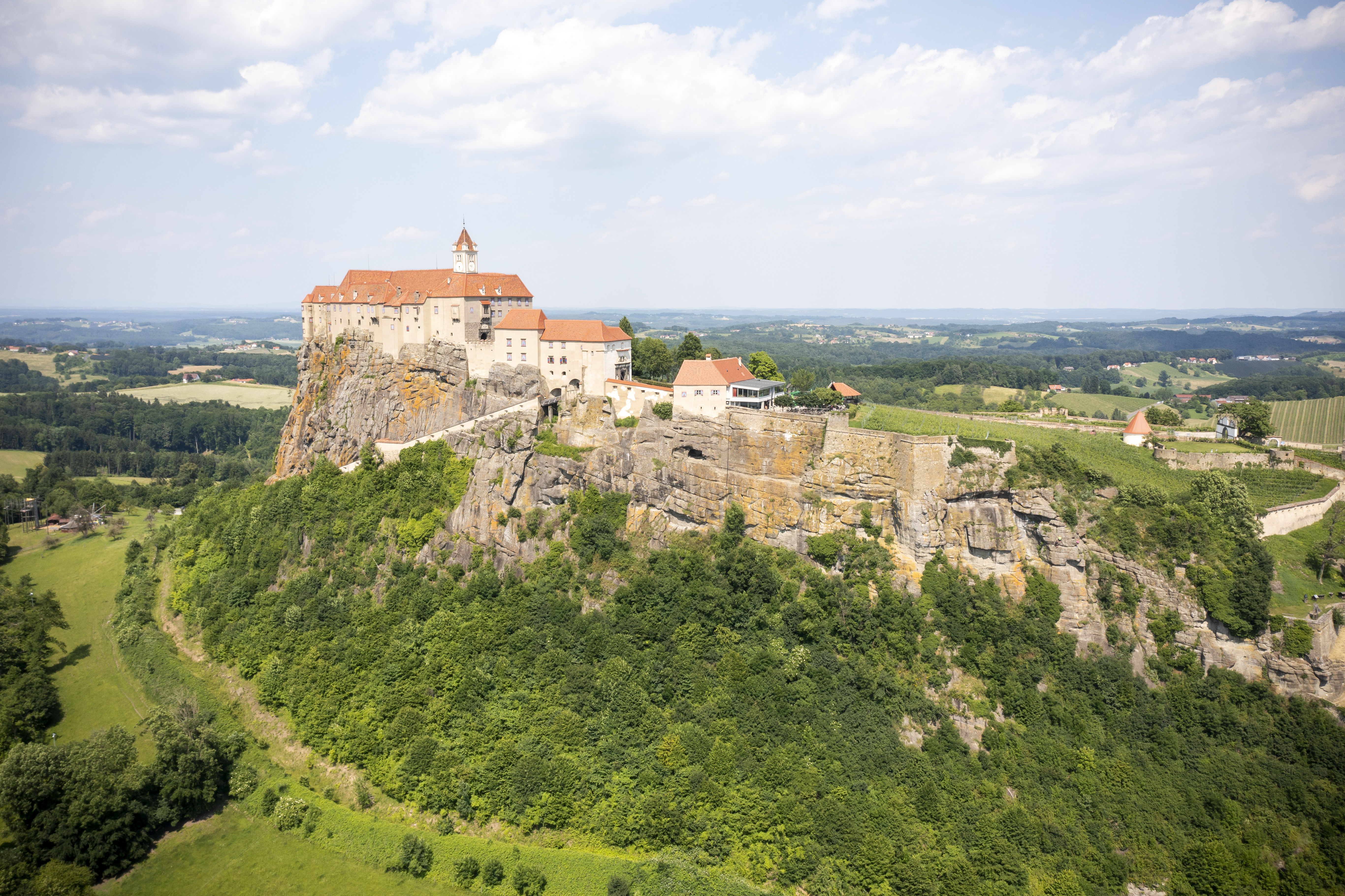 Reis met kinderen - Leitersdorf (Sankt Veit in der Südsteiermark) - Burg Riegersburg