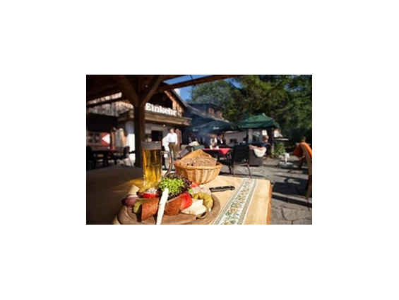 Ausflugsziel: Hüttenrestaurant Einkehr - Trattlers Ponyfarm 