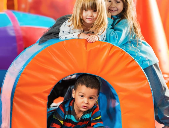 Ausflugsziel: Symbolbild für Ausflugsziel LALO Center Indoorspielplatz Heidenheim. Keine korrekte oder ähnlich Darstellung! - LALO Center Indoorspielplatz Heidenheim