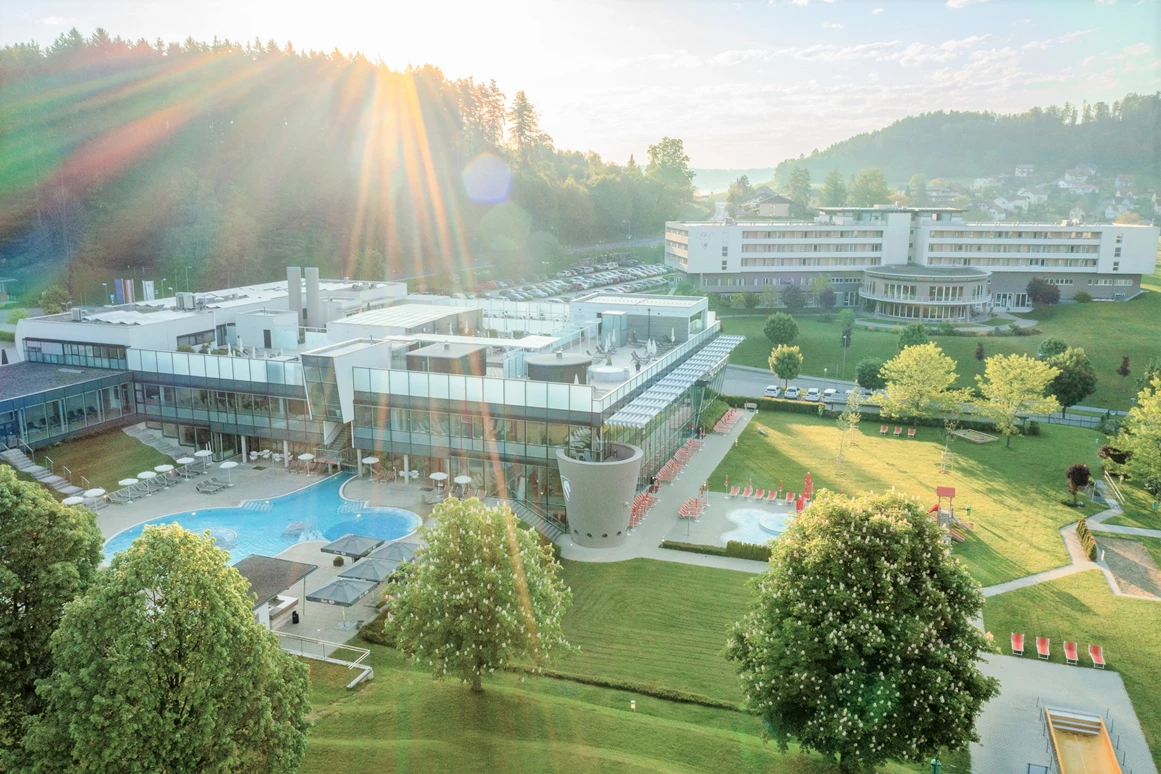 Ausflugsziel: Außenbereich Therme inkl. Thermehotel - Therme NOVA Köflach