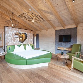 Ausflugsziel: Baumhotel Waldromantik Zimmeransicht - Baumhotel Kopfing 