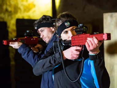 Ausflugsziel: Lasertag in Stößen (an der A9)